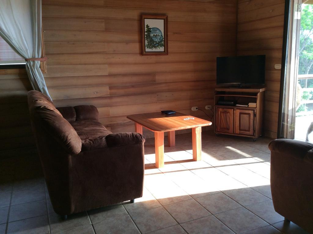 Many'S House Hotel Ballena Room photo